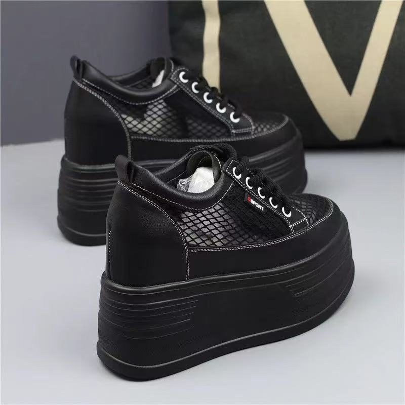 Damen Plateau Sneakers mit atmungsaktivem Netzdesign und rutschfester Sohle Echo Archiv