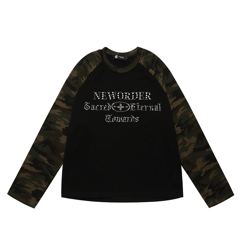 Damen Langarmshirt mit Camouflage‑Raglanärmeln und Strass‑Logoprint Echoarchiv