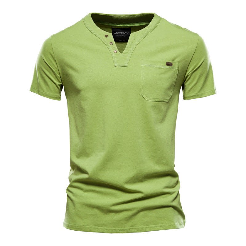 Herren Kurzarm-Shirt mit modernem Henley-Ausschnitt und Brusttasche Echoarchiv