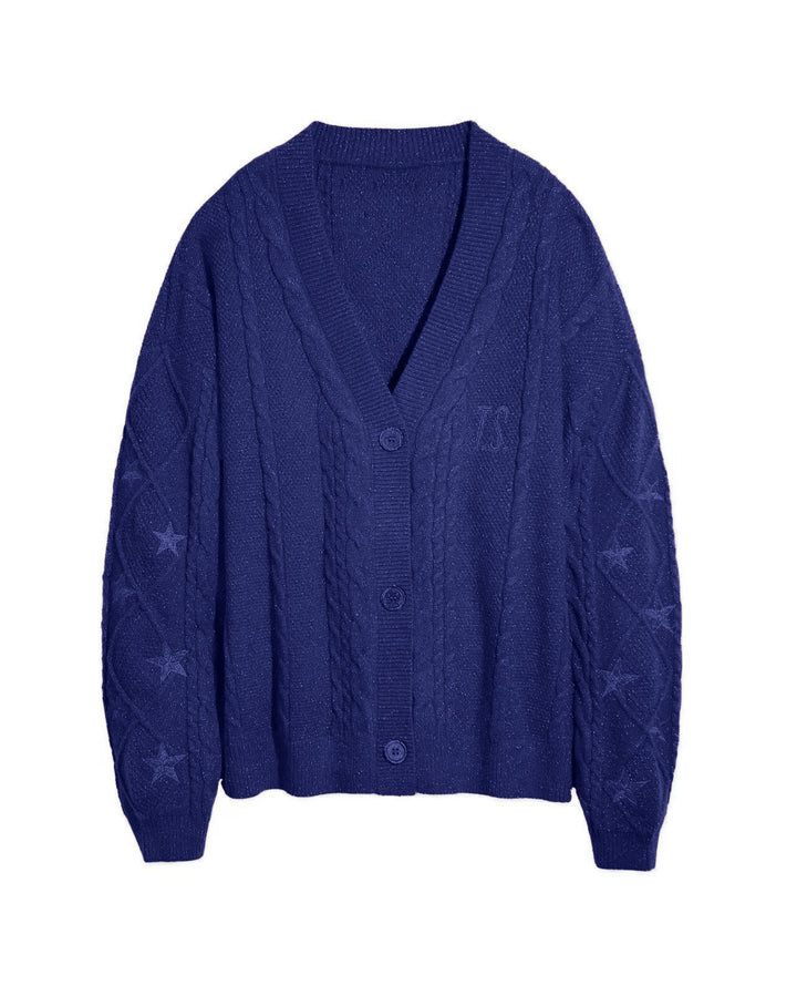 Damen nan großzügiger Grobstrick-Cardigan mit Zopfmuster, V-Ausschnitt und Sternstickereien Echo Archiv