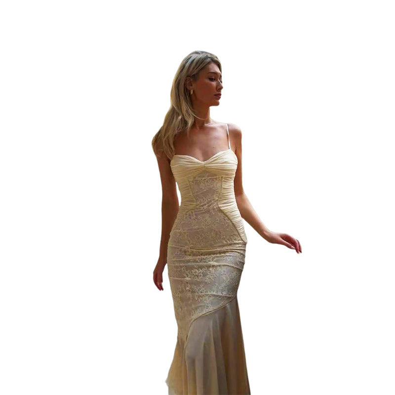 Damen Figurbetontes Maxikleid mit Spaghettiträgern und elegantem Drapierungsdesign Echo Archiv