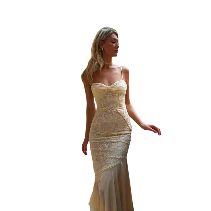 Damen Figurbetontes Maxikleid mit Spaghettiträgern und elegantem Drapierungsdesign Echo Archiv