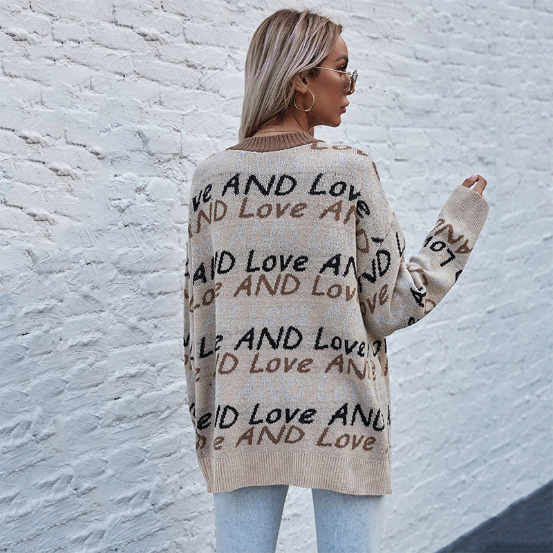 Damen Oversize-Strickcardigan mit Buchstabenjacquard, tiefem V‑Ausschnitt und Knopfleiste Echoarchiv