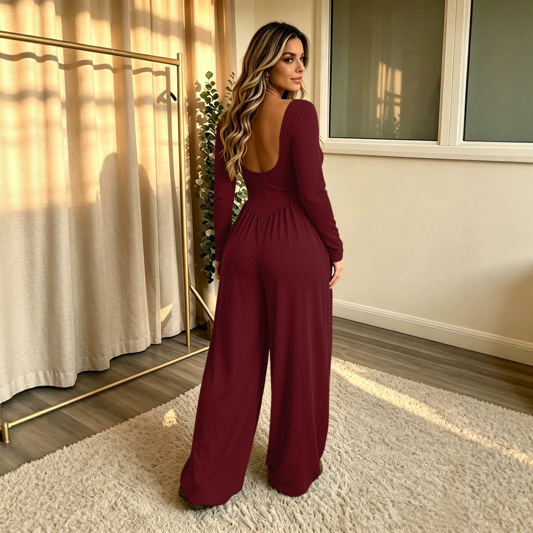 Damen Langer Jumpsuit mit weitem Bein, tiefem Rundhals und Eingrifftaschen Echoarchiv