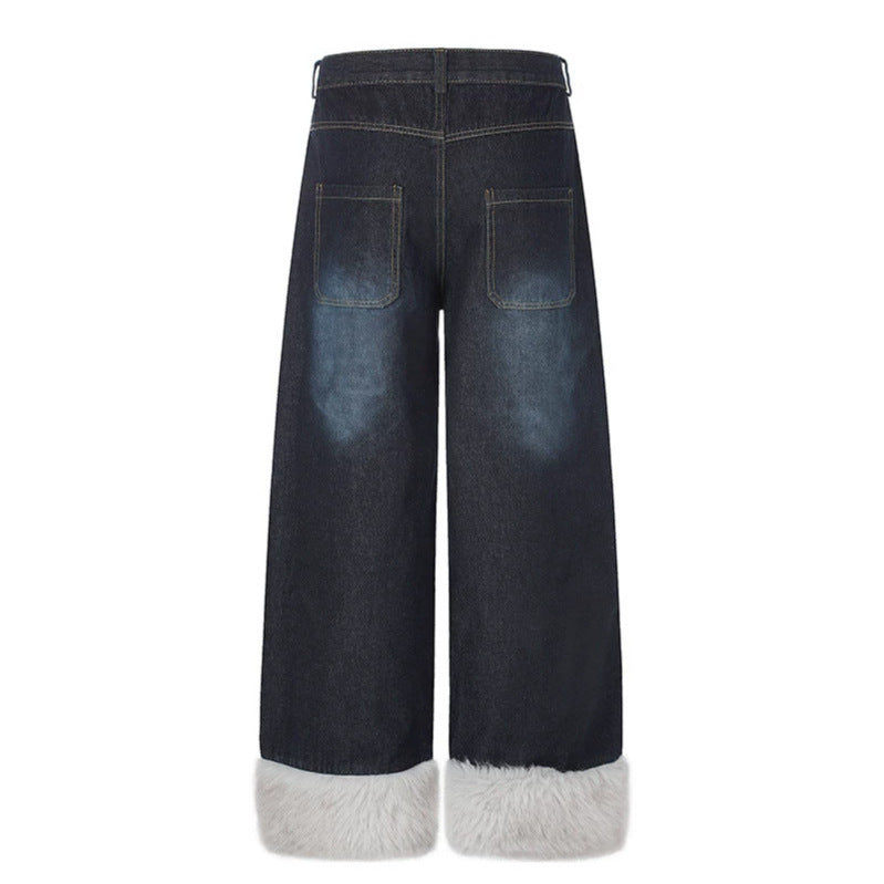 Damen weite hochgeschnittene Denim-Palazzohose mit Karopatchtasche und Kunstfellbesatz am Saum Echoarchiv