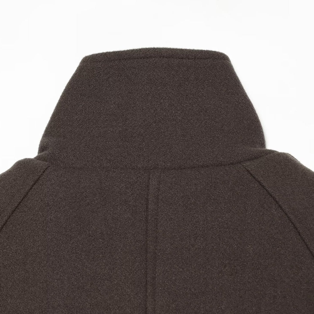 Damen Kurze Capejacke aus Wollmix mit hohem Stehkragen, Doppelreihe und Bindegürtel Echoarchiv