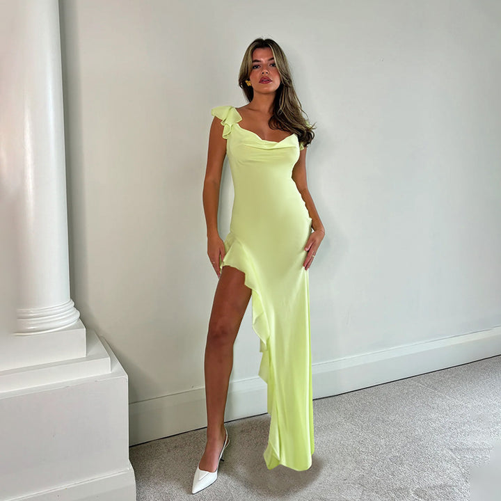 Damen Elegantes Maxi-Kleid mit asymmetrischem Saum und Rüschendetails Echo Archiv