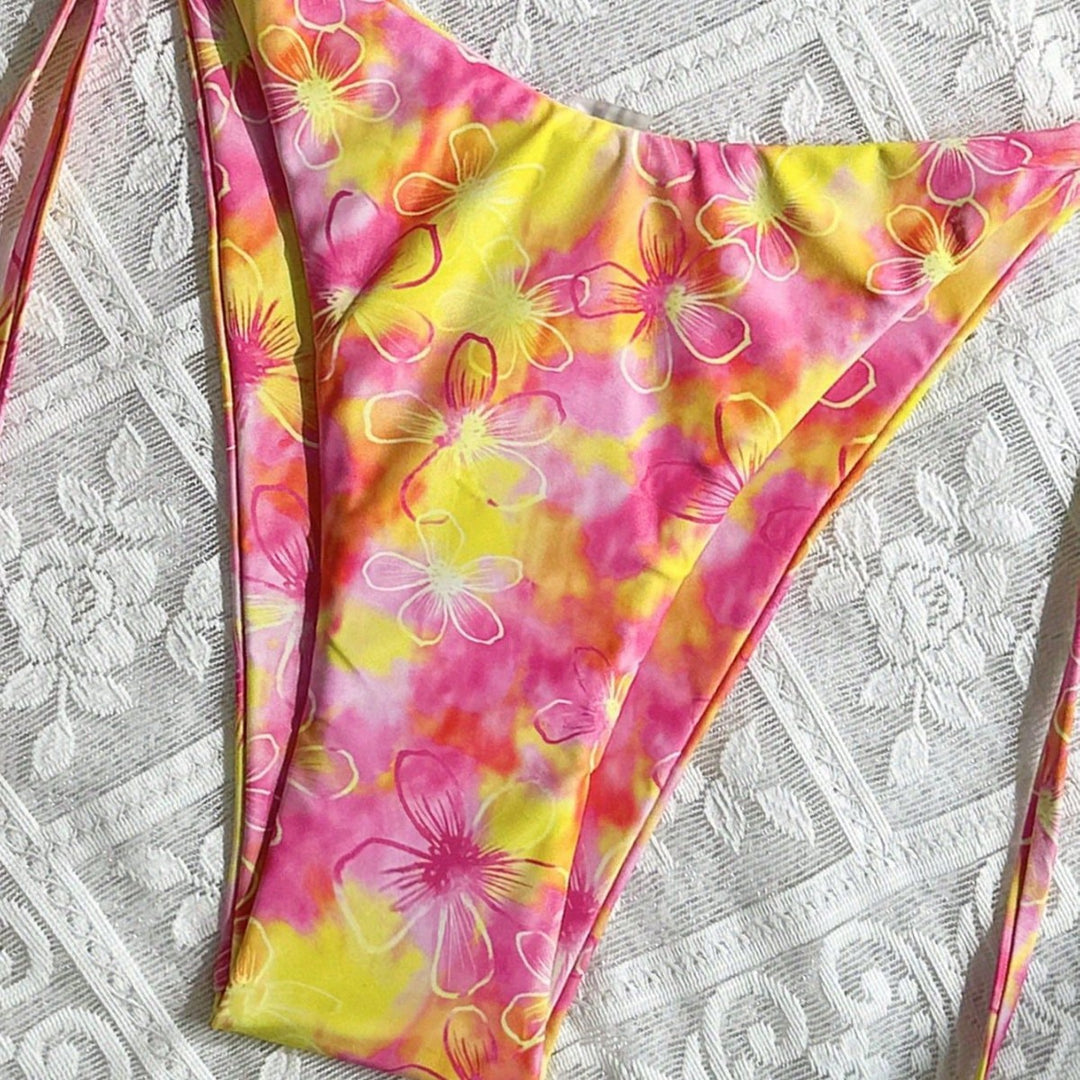 Damen Triangel-Bikini mit verstellbaren Bändern und buntem Blumenmuster Echo Archiv