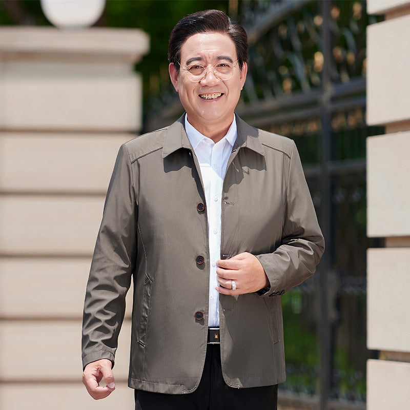Herren Freizeitjacke mit innovativem Schnitt und praktischen Knopfdetails Echoarchiv