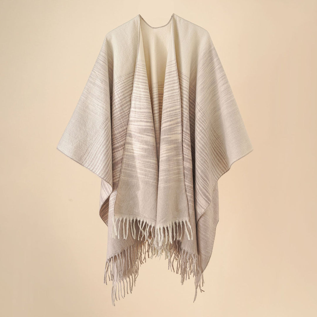 Damen Weit geschnittener Karierter Poncho mit Fransen und V‑Ausschnitt – Avérine