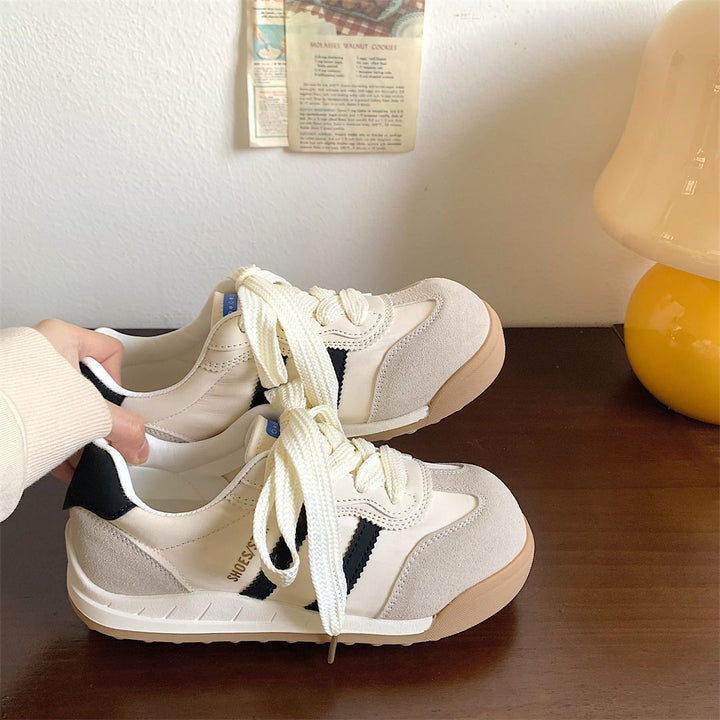 Damen modische Sneakers mit atmungsaktivem Obermaterial und praktischer Schnürung Echo Archiv