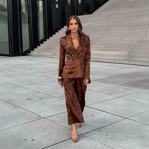 Damen Doppelreihiges Samt-Blazer und Cropped-Hose Co-Ord-Set Echoarchiv