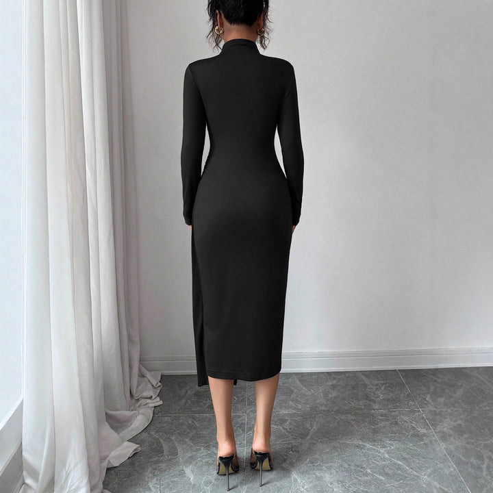 Damen nan figurbetontes Midikleid mit Stehkragen, Taillenraffung und asymmetrischem Saum Echo Archiv
