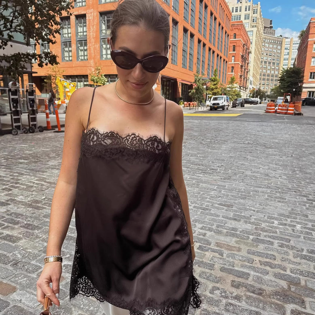 Damen Spitzentop mit zartem Saum Echo Archiv