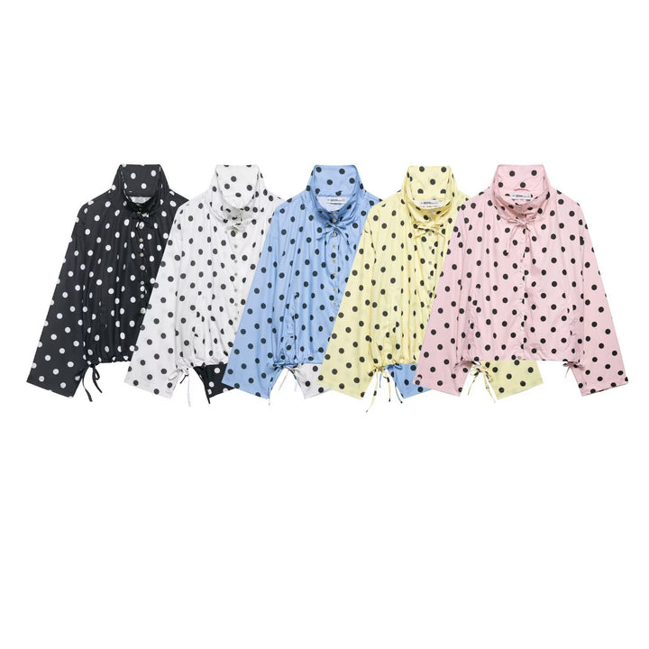 Damen Leichte Oversize-Polka-Dot Windjacke mit Stehkragen, Knopfleiste und Kordelzug Echo Archiv