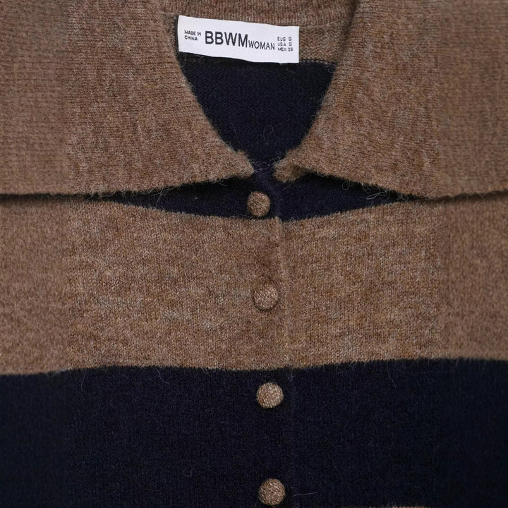 Damen gestreifte kuschelige Strickjacke mit Hemdkragen und durchgehender Knopfleiste Echoarchiv