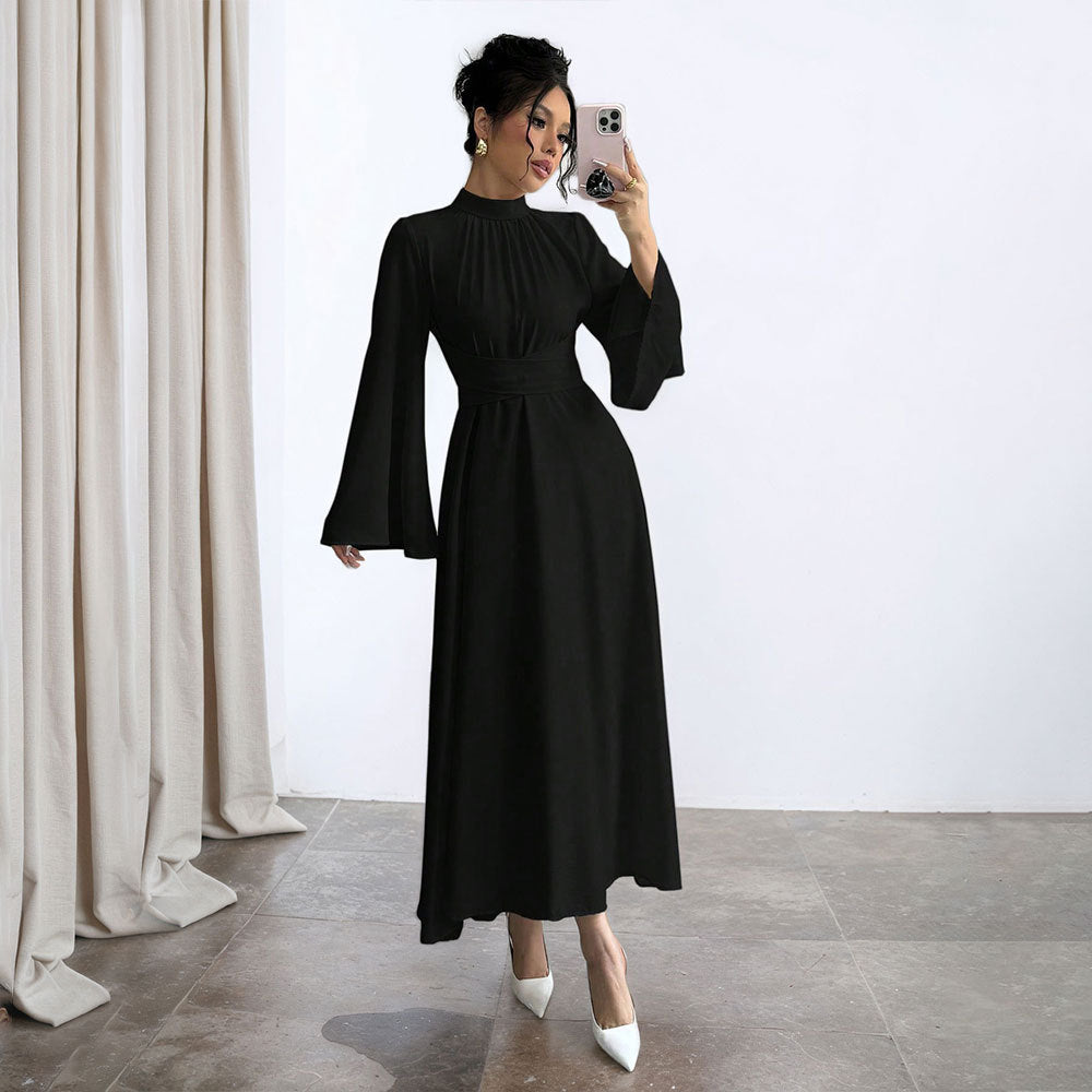 Damen elegantes Maxikleid mit Stehkragen, geraffter Taillenpartie und ausgestelltem A‑Linien‑Rock – Valéora