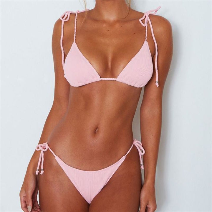Damen Triangel-Bikini mit verstellbaren Kordelzügen und hohen Beinausschnitten Echo Archiv