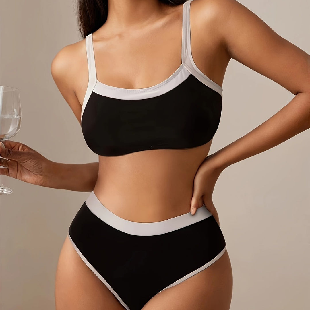 Damen Bikini-Set mit sportlichem Schnitt und hohem Taillenslip Echo Archiv