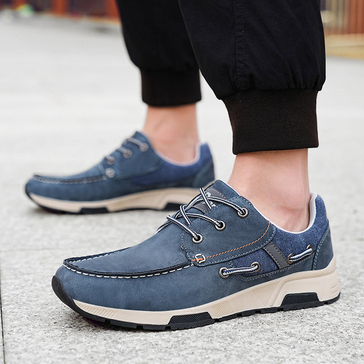 Herren nan Mokassin-inspirierter City-Sneaker mit profiliertem Gummisohlenprofil und gepolstertem Fersenkragen Echo Archiv