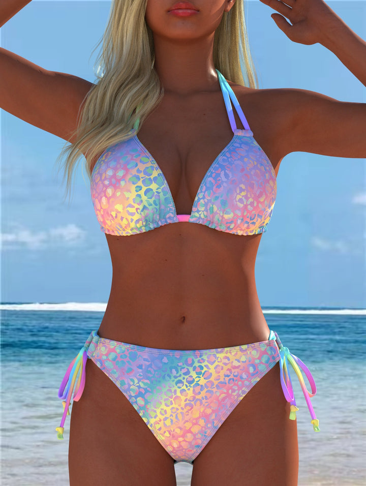 Damen Bikini-Set mit verspieltem Schnitt und trendigem Mustermix Echo Archiv