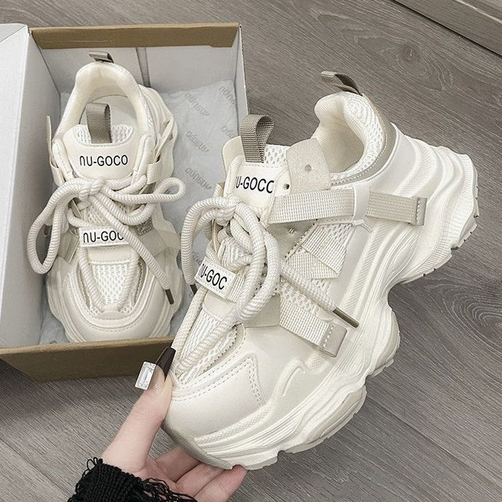 Damen Sportliche Chunky Sneakers mit atmungsaktiver Mesh-Oberfläche und innovativem Schnürsystem Echo Archiv