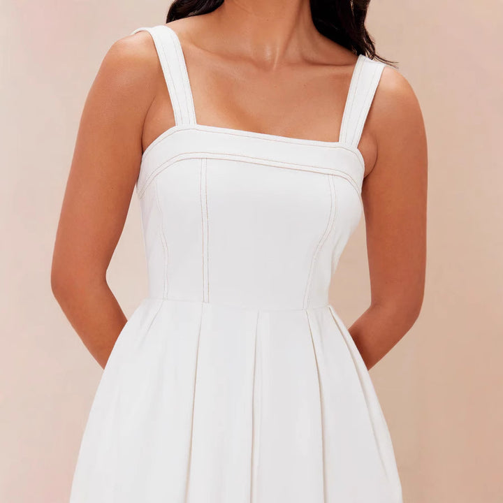 Damen Maxikleid mit schmalen Trägern und elegantem Schnitt Echo Archiv