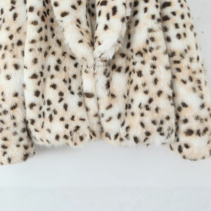 Damen langer Kunstfellmantel im Leopardenmuster mit Oversize-Schnitt Echoarchiv