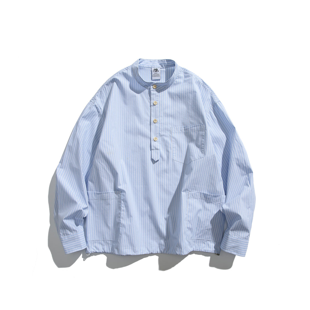 Herren Oversized Hemd im Pullover‑Stil mit Stehkragen, Halbpasse und aufgesetzten Taschen Echoarchiv