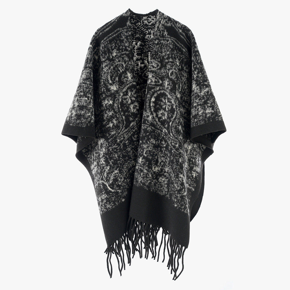 Damen Fransen-Cape im Kuschel-Wollmix mit strukturierter Vintage-Optik – Montévia