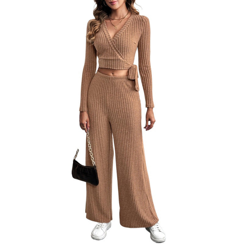 Damen Elegantes Strick-Set mit Wickeloberteil und weitem Bein Echo Archiv