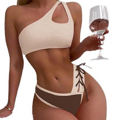 Damen Einseitiger Bikini mit trendigem Schnitt Echo Archiv