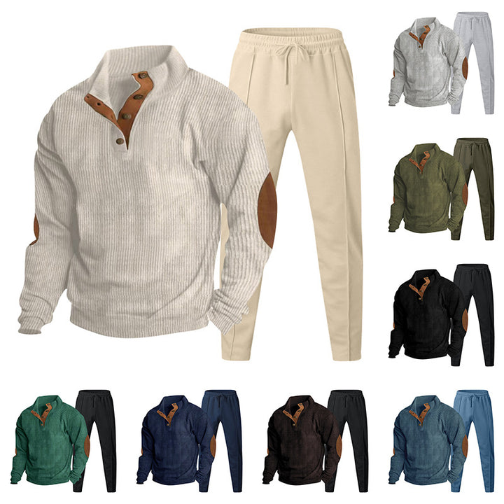 Herren nan gerippter Henley-Freizeitanzug mit dekorativer Knopfleiste und Wildleder-Ellenbogenpatch konisch geschnittene Jogginghose Echo Archiv