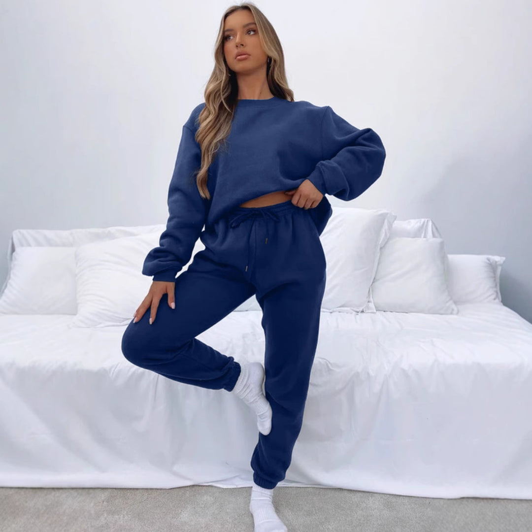 Damen zweiteiliges Cozy-Loungewear-Set mit Oversize-Rundhals und hochgeschnittener Jogginghose mit Kordelzug – Élanora