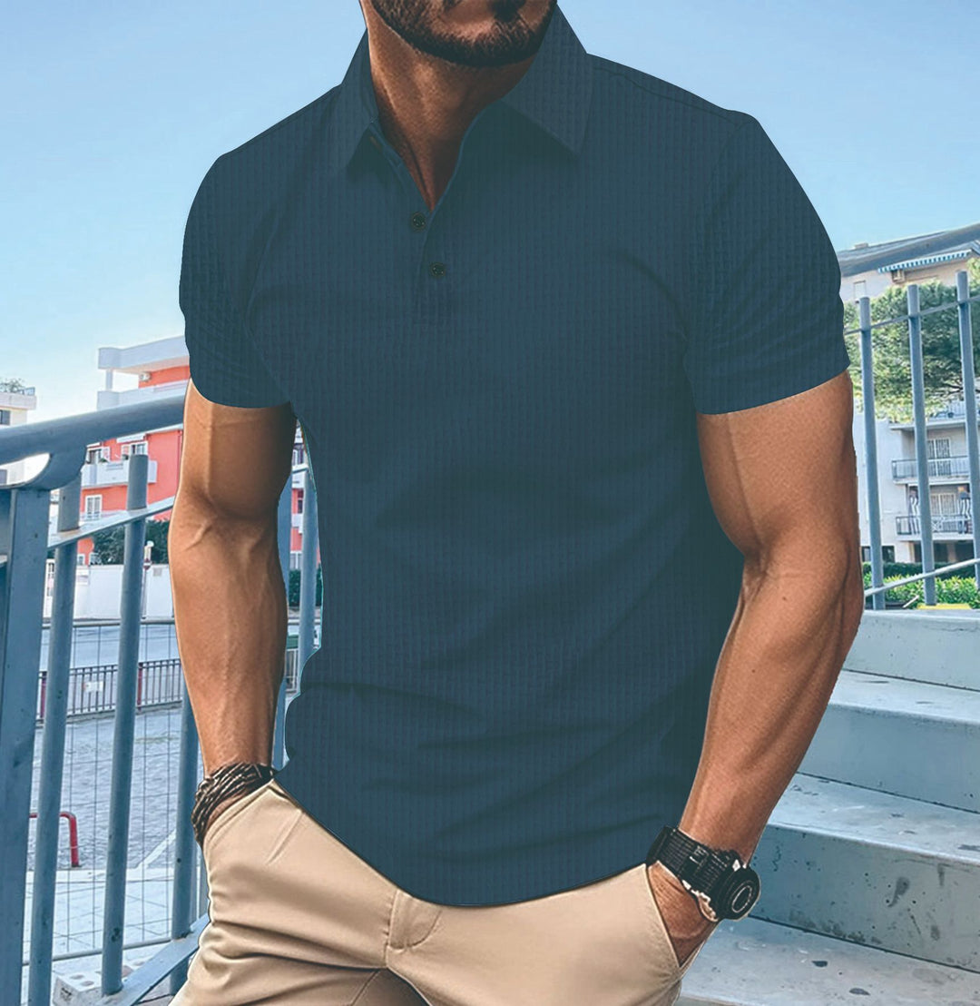Herren modisches Kurzarm-T-Shirt mit strukturiertem Design und eleganter Knopfleiste Echoarchiv