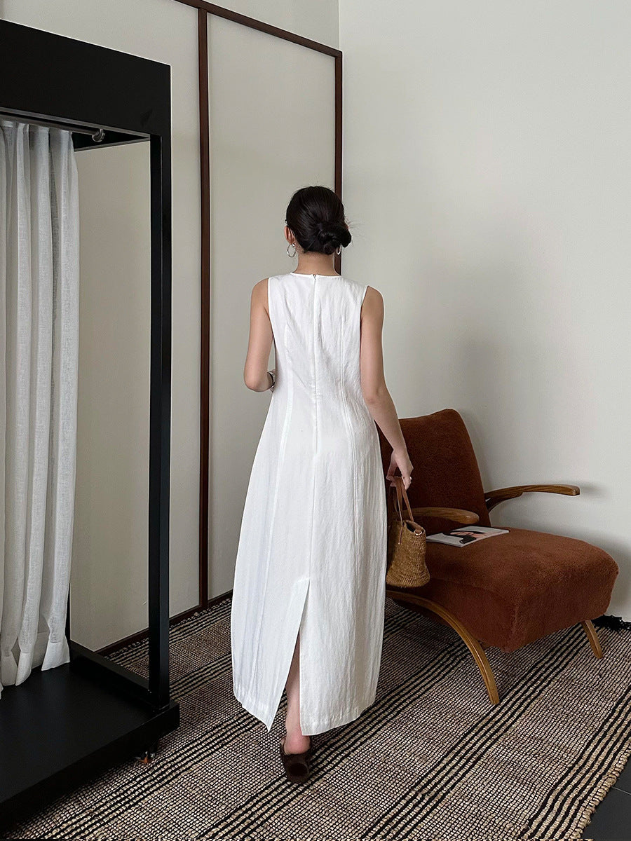 Midi-Kleid für Damen mit elegantem V-Ausschnitt aus dem Echo-Archiv