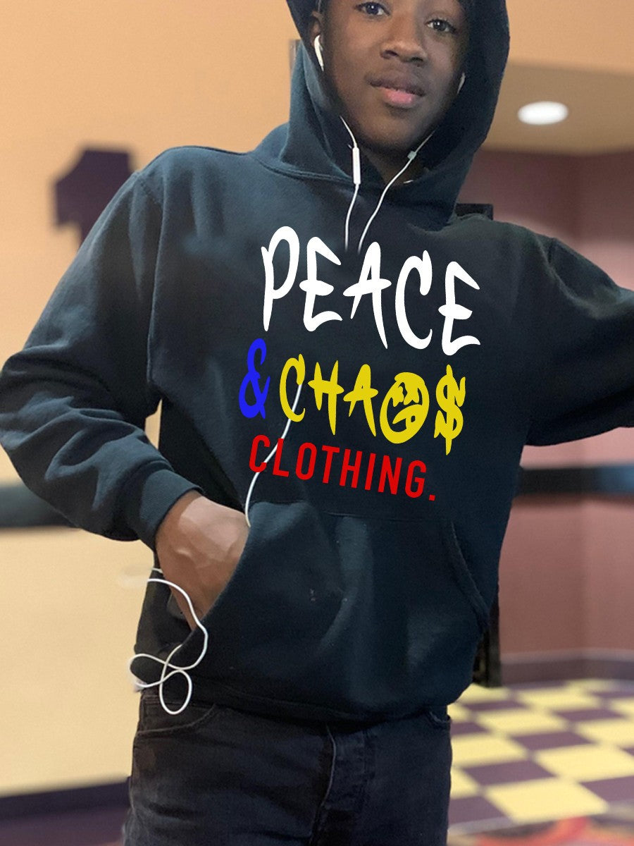 Herren Kapuzenpullover mit auffälligem Schriftzug und praktischen Taschen Echoarchiv