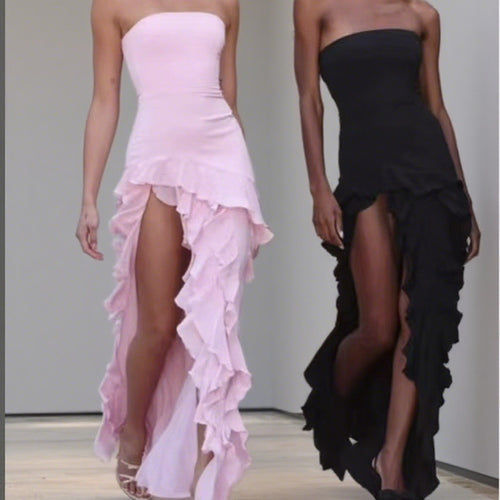 Damen Elegantes und asymmetrisches Abendkleid mit Rüschendetails Echo Archiv