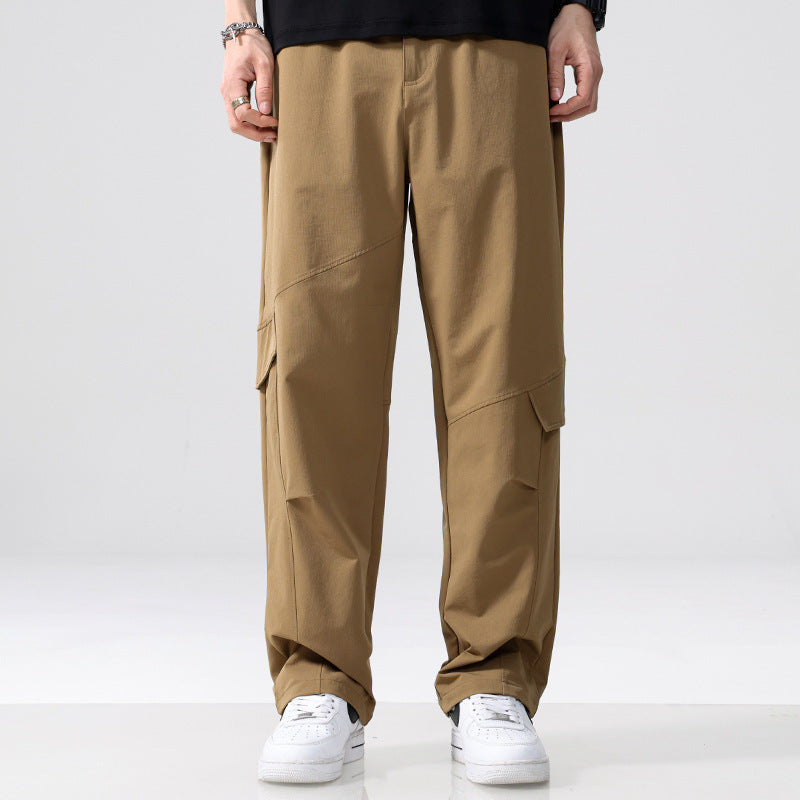 Herren Cargo-Hose im Utility-Look mit Relaxed-Fit, Mehrfach-Beintaschen und elastischem Bund Echoarchiv
