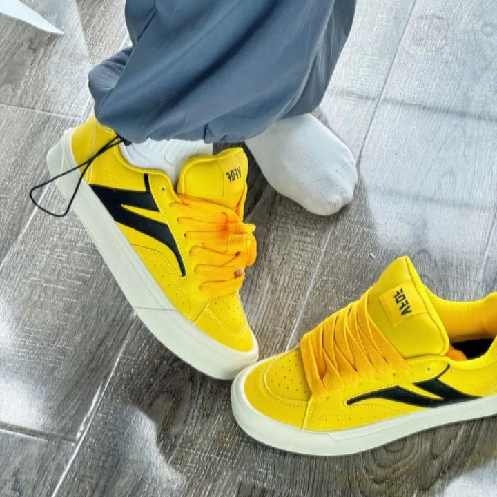 Damen Sportliche Sneakers mit innovativem Schnürsystem Echo Archiv