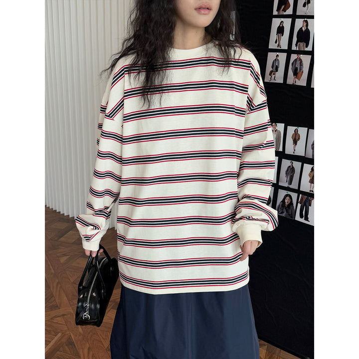 Damen Oversize-gestreiftes Baumwolljersey-Longsleeve mit überschnittener Schulter Echoarchiv