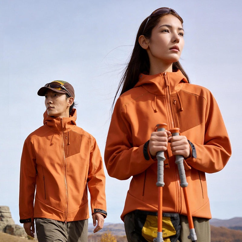 Unisex Softshell Outdoorjacke mit Kapuze, winddicht und elastisch Echoarchiv