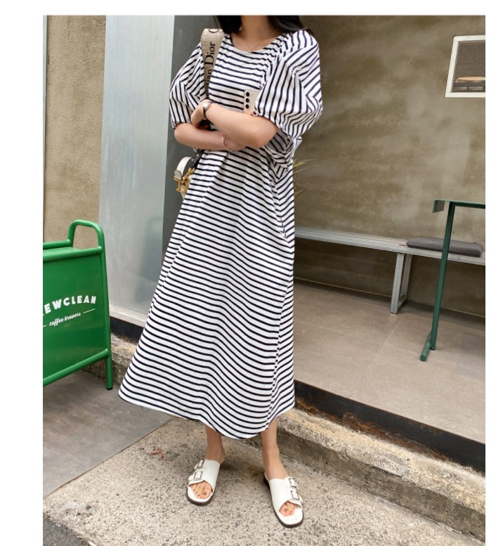 Damen Gestreiftes Midikleid mit A‑Linie, überschnittenen Schultern und voluminösen 3/4‑Ärmeln – Élara