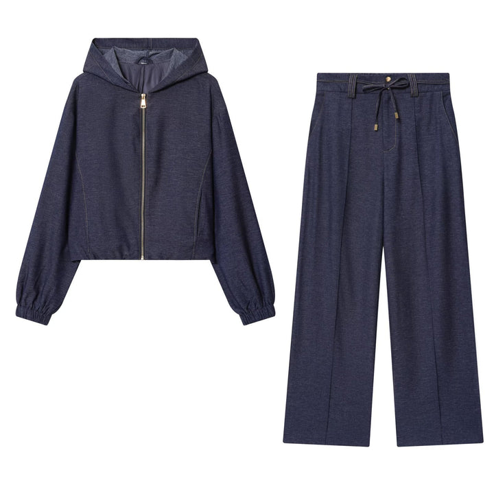 Damen Zweiteiler aus Denim‑Jersey Kapuzenjacke mit Reißverschluss und weiter Bundfaltenhose Echo Archiv