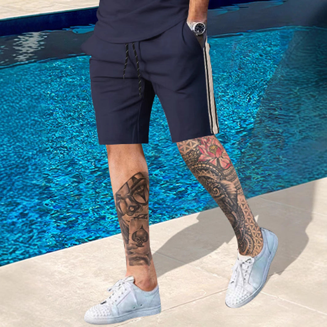 Herren Sportliche Shorts mit seitlichen Streifen Echoarchiv