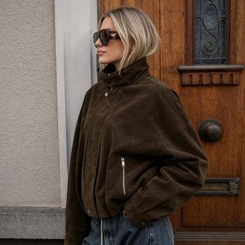 Damen Boxy-Suede-Bomberjacke mit hohem Stehkragen und elastischem Saum Echoarchiv