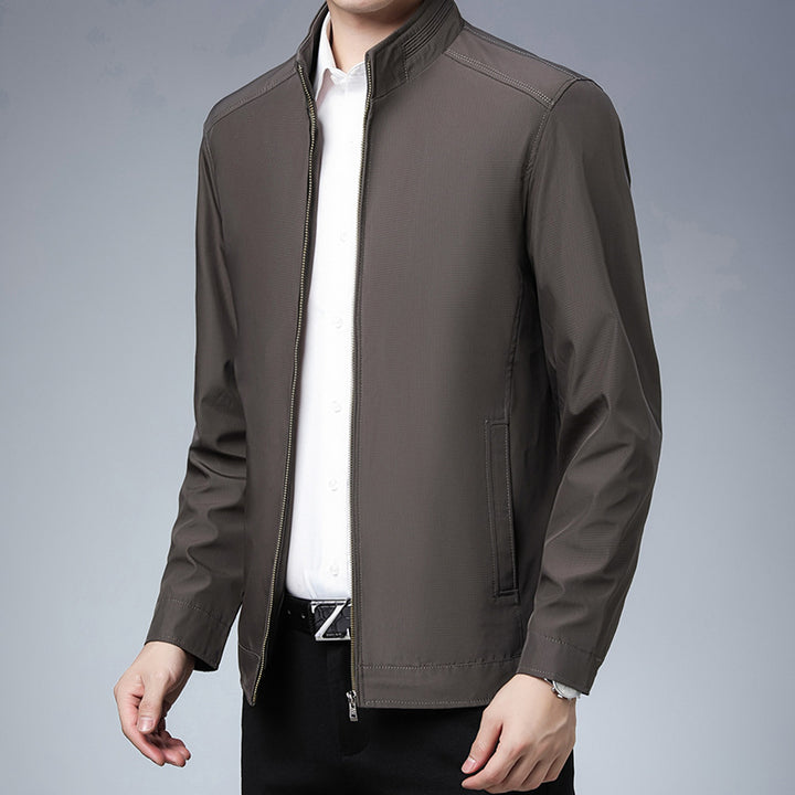 Herren sportliche Übergangsjacke mit moderne Schnitte und funktionalen Taschen Echoarchiv