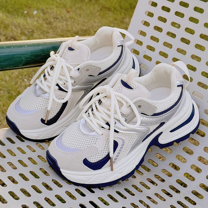 Damen Sportliche Sneakers mit atmungsaktiver Mesh-Oberfläche und modischer Silhouette Echo Archiv