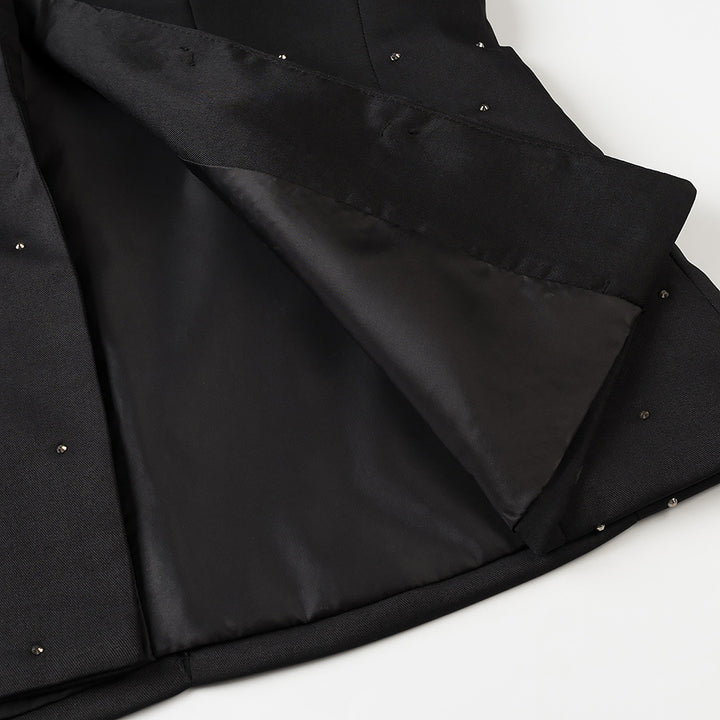 Damen nan elegant taillierter Blazer ohne Kragen mit Ziersteinbesatz Echo Archiv