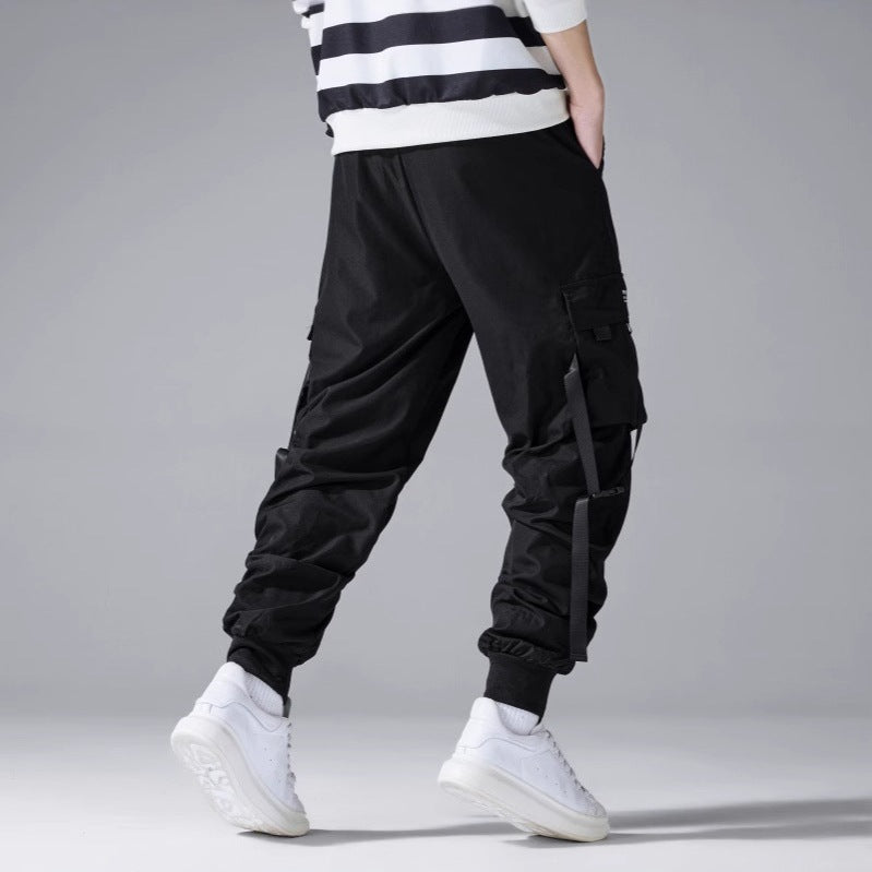 Herren Tech‑Cargo‑Jogger mit taktischen Klappentaschen, verstellbaren Nylonriemen und elastischem Knöchelsaum Echo Archiv